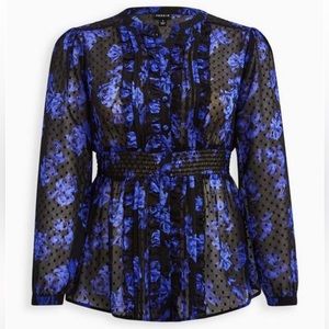 Torrid Chiffon Clip Dot Ruffle Front Top Size 3x